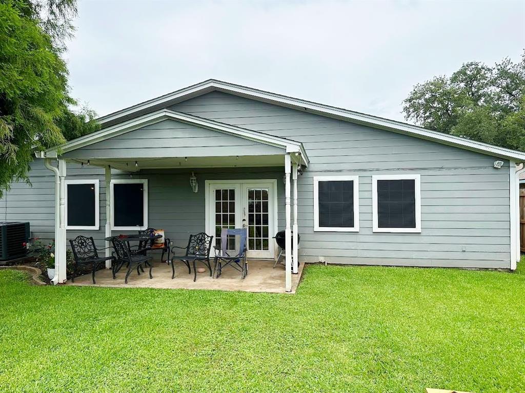 117 Lasso Street, Angleton, Texas image 23