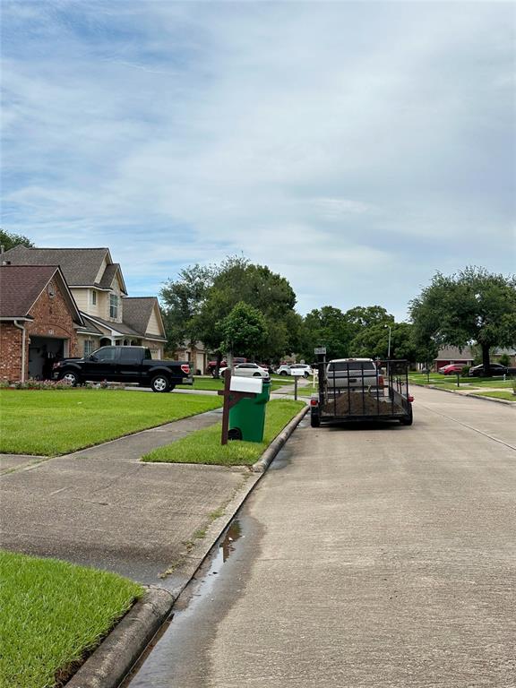 117 Lasso Street, Angleton, Texas image 5