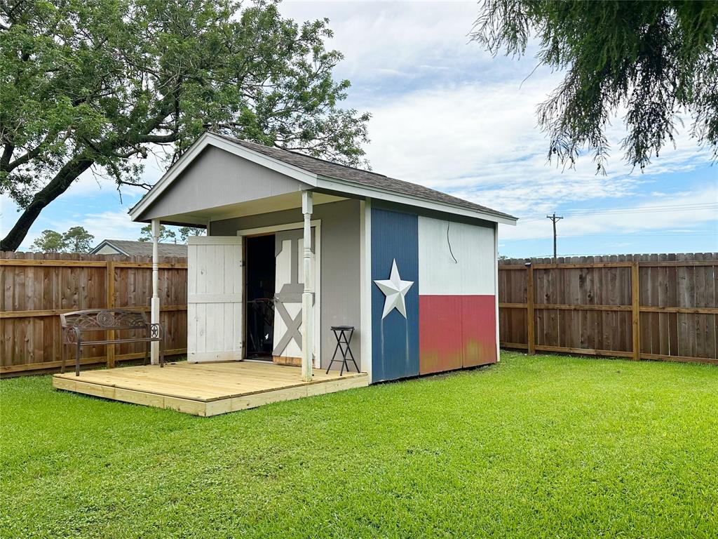 117 Lasso Street, Angleton, Texas image 24