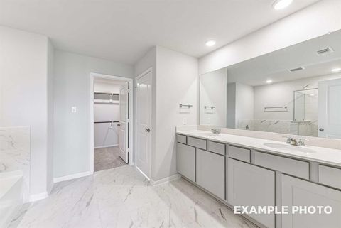 A home in Rosharon