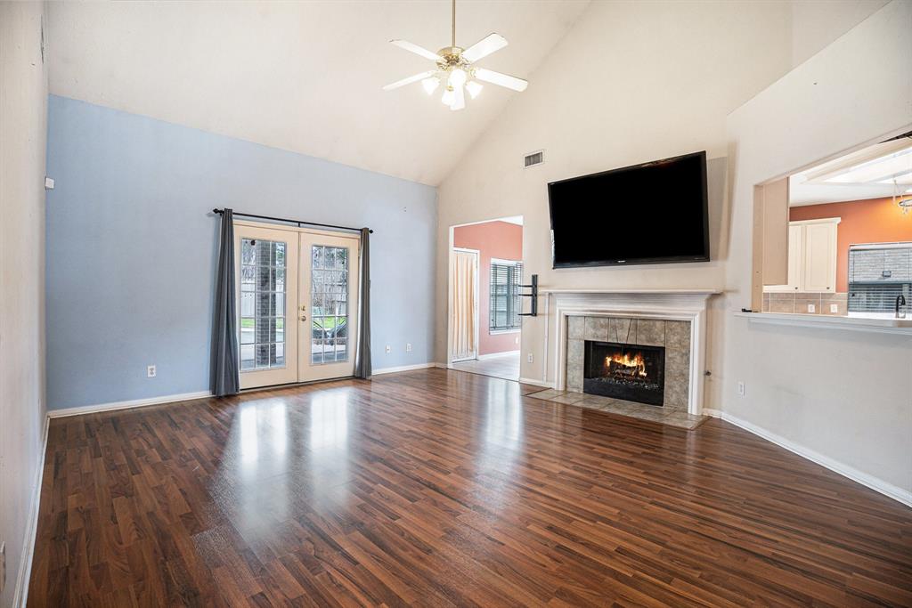 2862 Everett Drive, Friendswood, Texas image 4