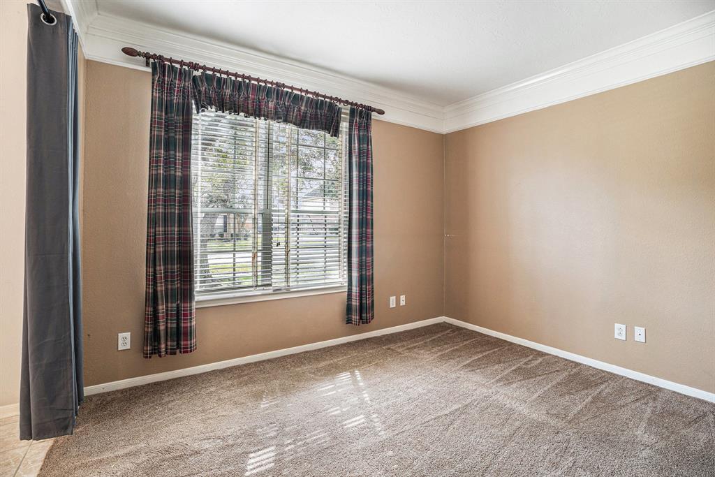 2862 Everett Drive, Friendswood, Texas image 18