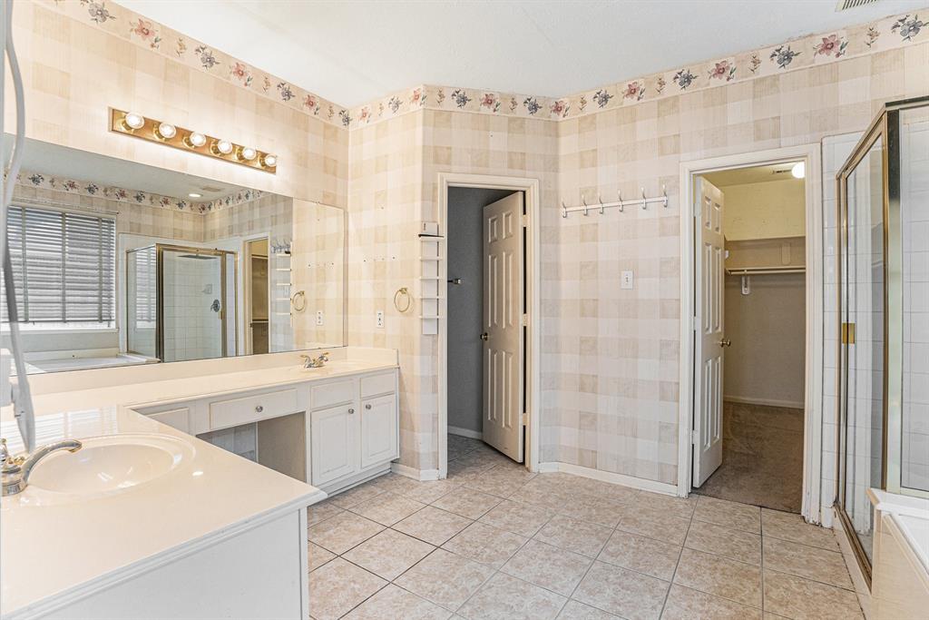 2862 Everett Drive, Friendswood, Texas image 17