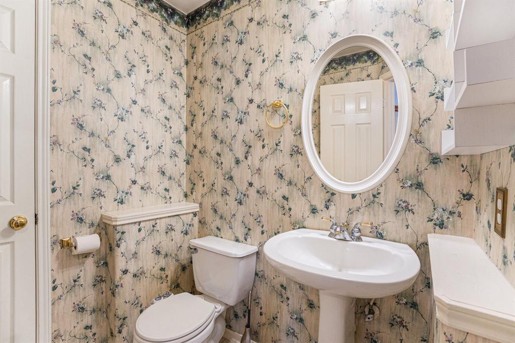 2862 Everett Drive, Friendswood, Texas image 19