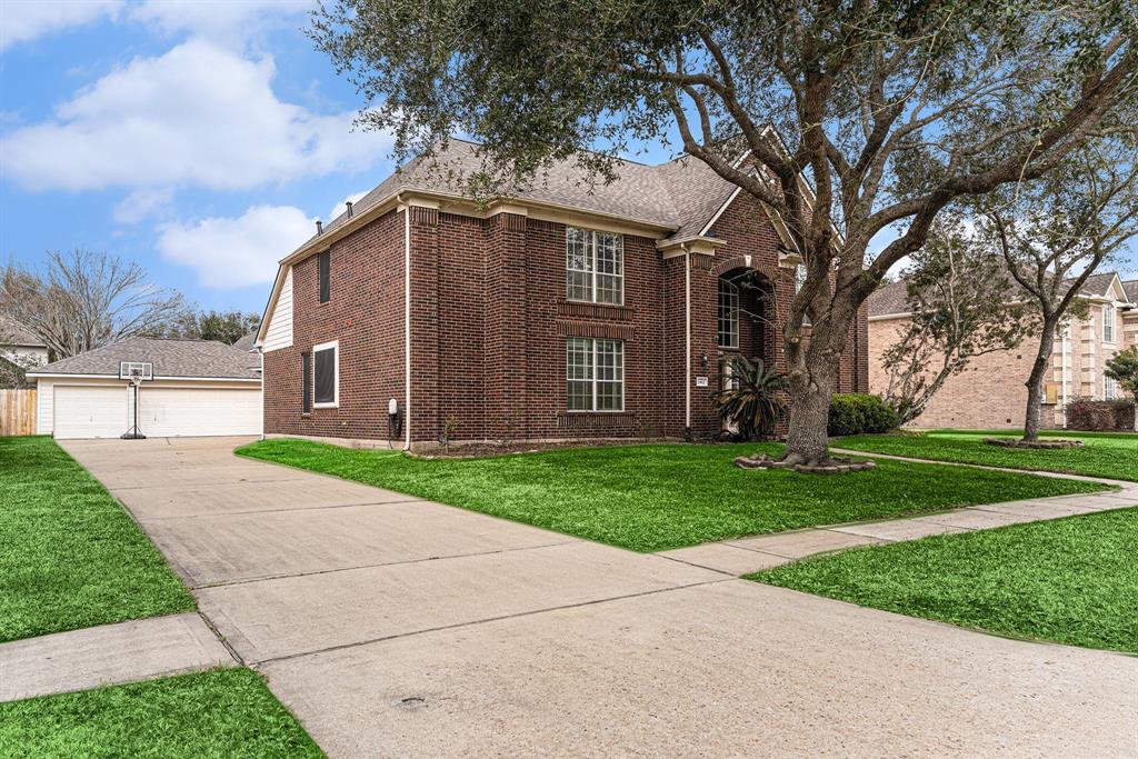 2862 Everett Drive, Friendswood, Texas image 3
