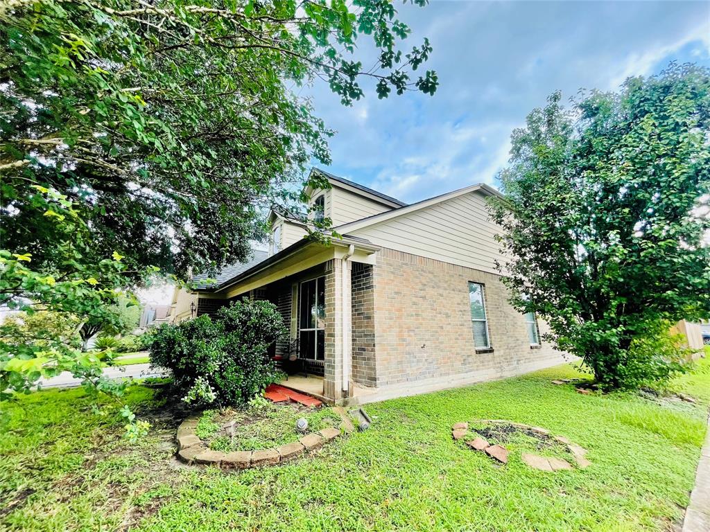 20702 Dappled Ridge Way, Humble, Texas image 15