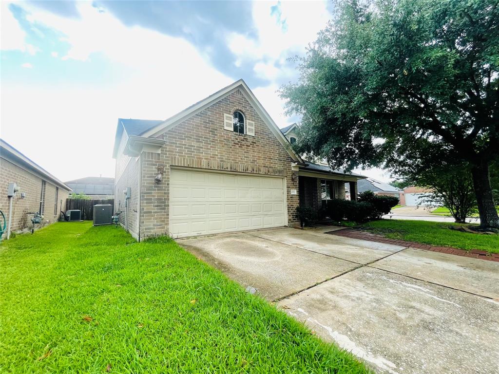 20702 Dappled Ridge Way, Humble, Texas image 14
