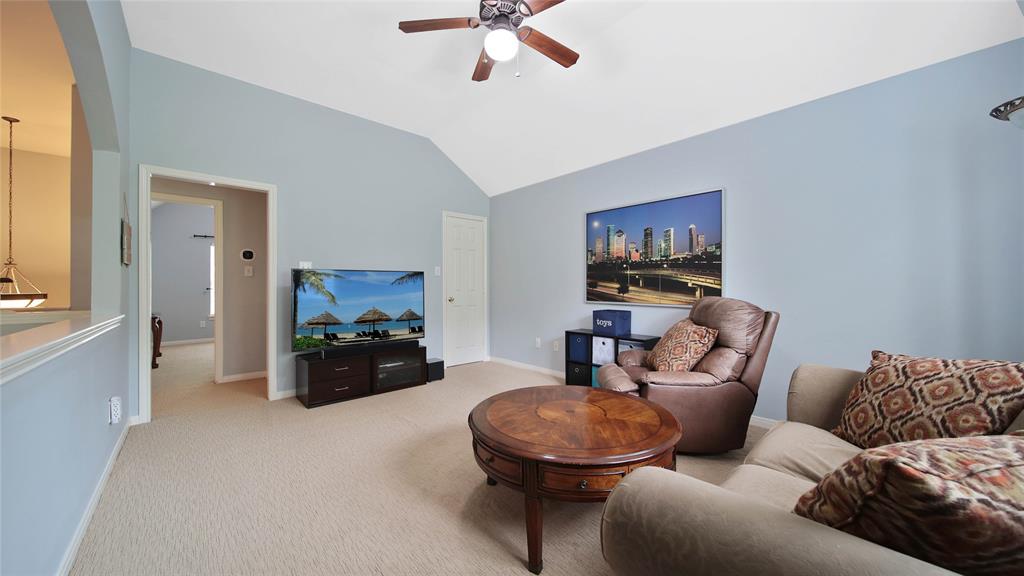 3018 Five Oaks Drive, Missouri City, Texas image 30