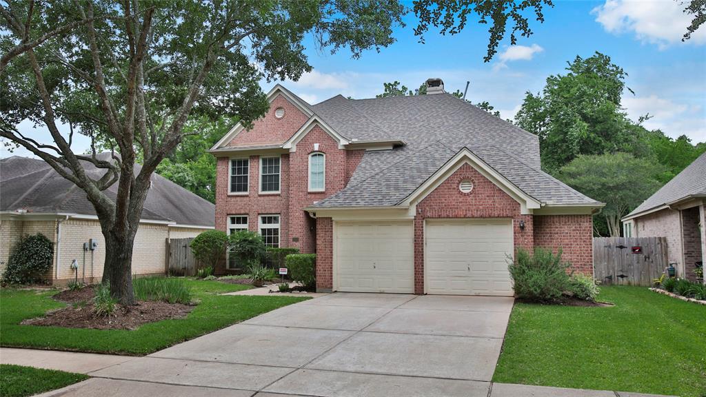 3018 Five Oaks Drive, Missouri City, Texas image 2