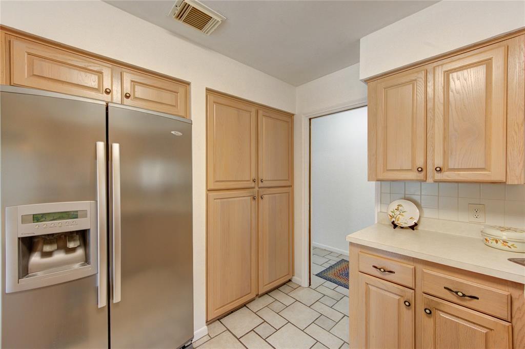 10611 Sapling Way, Houston, Texas image 7