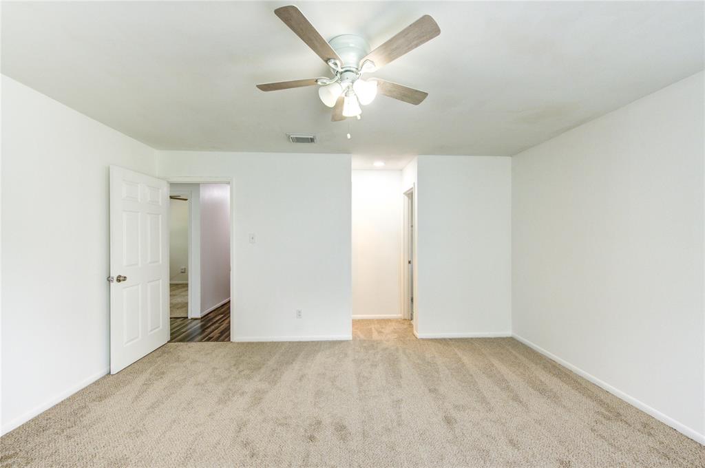 10611 Sapling Way, Houston, Texas image 36