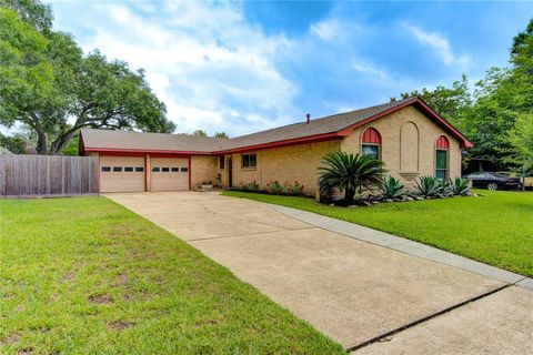 10611 Sapling Way Houston TX 77031