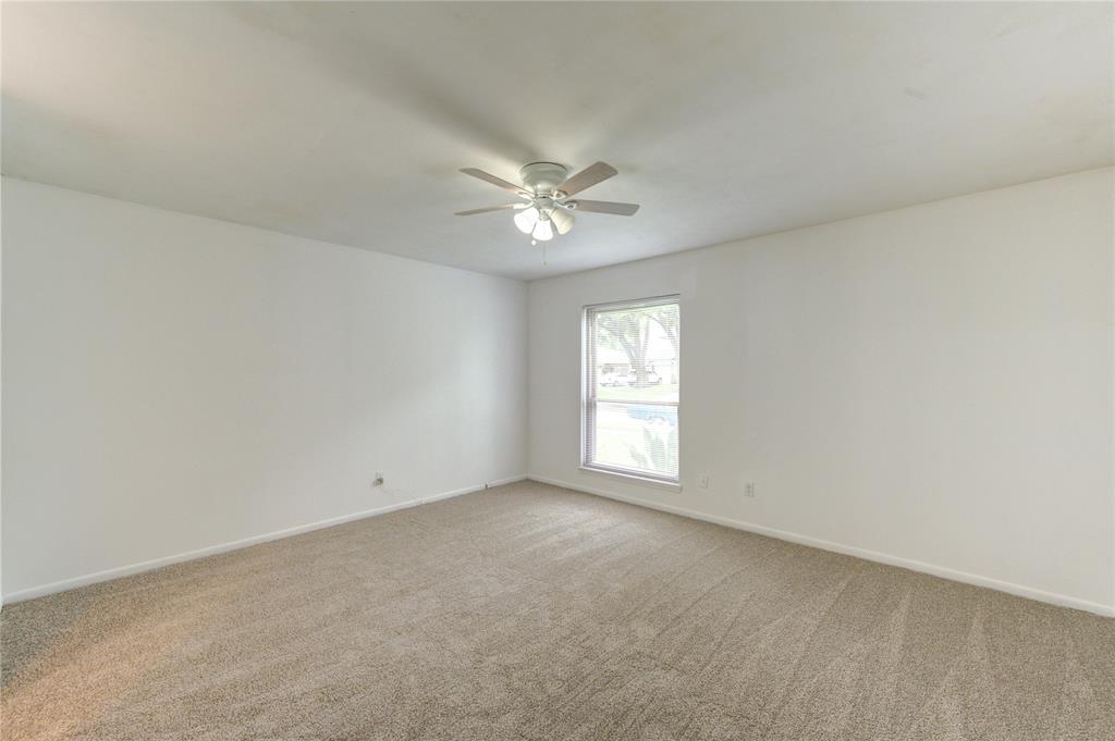 10611 Sapling Way, Houston, Texas image 33