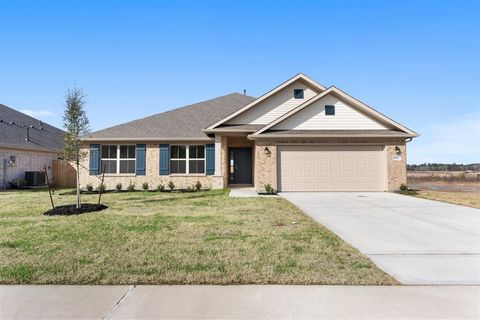 Single Family Residence in Cleveland TX 40142 Spyglass Hill Drive.jpg