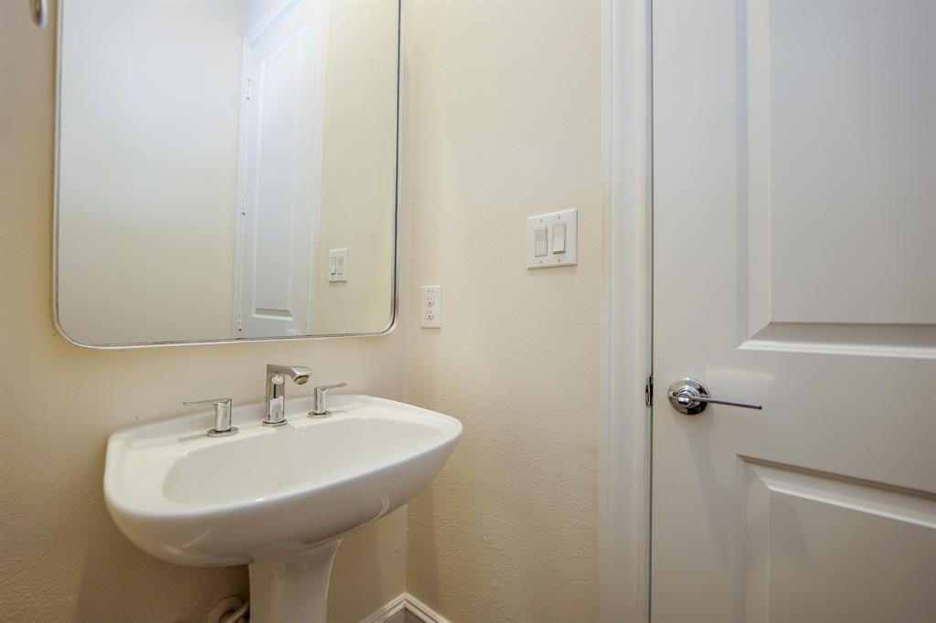 Houston, Texas 77080, United States, 3 Bedrooms Bedrooms, ,4 BathroomsBathrooms,Residential,Active,168457