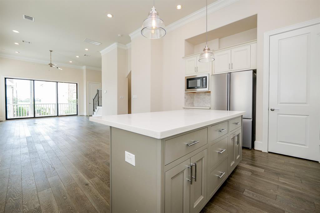 Houston, Texas 77080, United States, 3 Bedrooms Bedrooms, ,4 BathroomsBathrooms,Residential,Active,168457