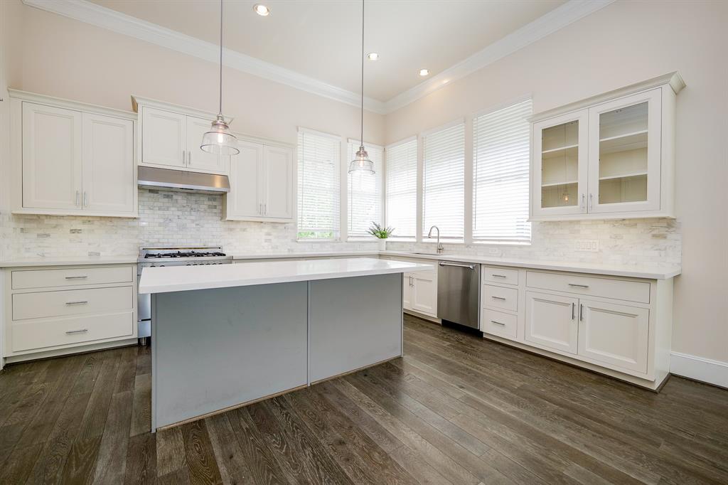 Houston, Texas 77080, United States, 3 Bedrooms Bedrooms, ,4 BathroomsBathrooms,Residential,Active,168457