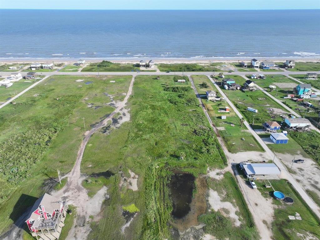 2215 Highway 87, Gilchrist, Texas image 6