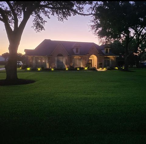 A home in Missouri City