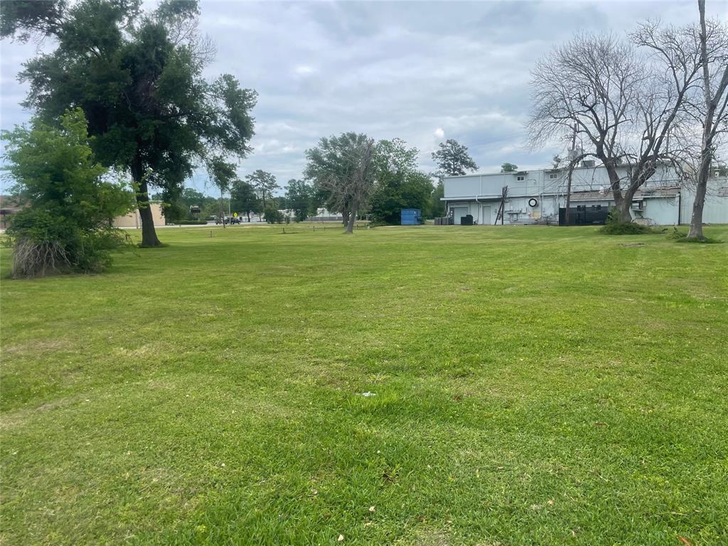 Meador Lane, Baytown, Texas image 6