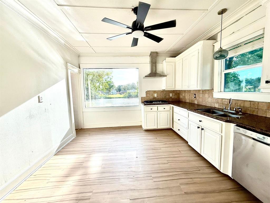 615 Main Street, Sugar Land, Texas image 8