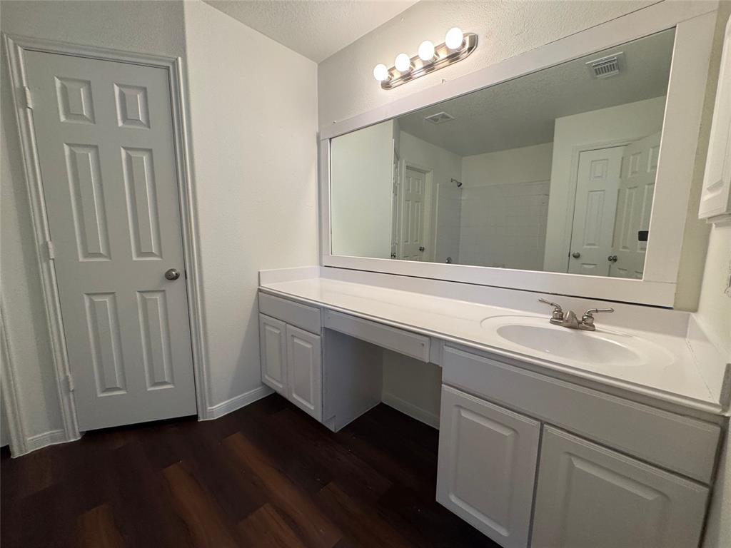 20906 Foxwood Glen Lane, Humble, Texas image 9