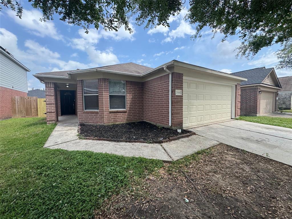20906 Foxwood Glen Lane, Humble, Texas image 2