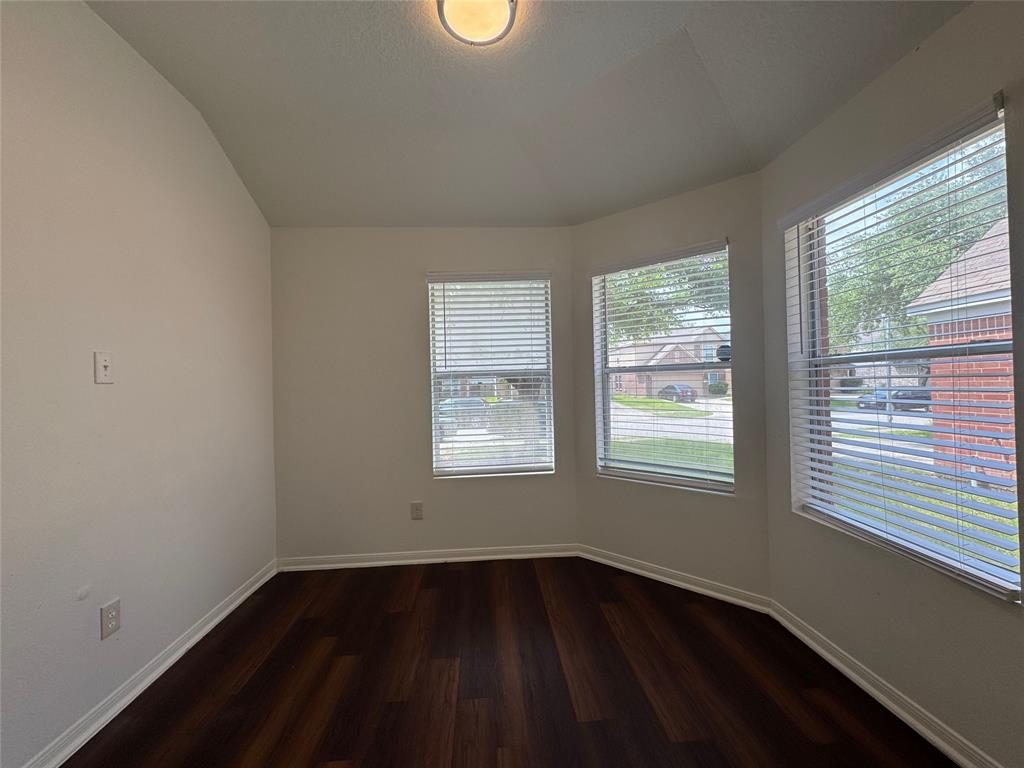 20906 Foxwood Glen Lane, Humble, Texas image 13