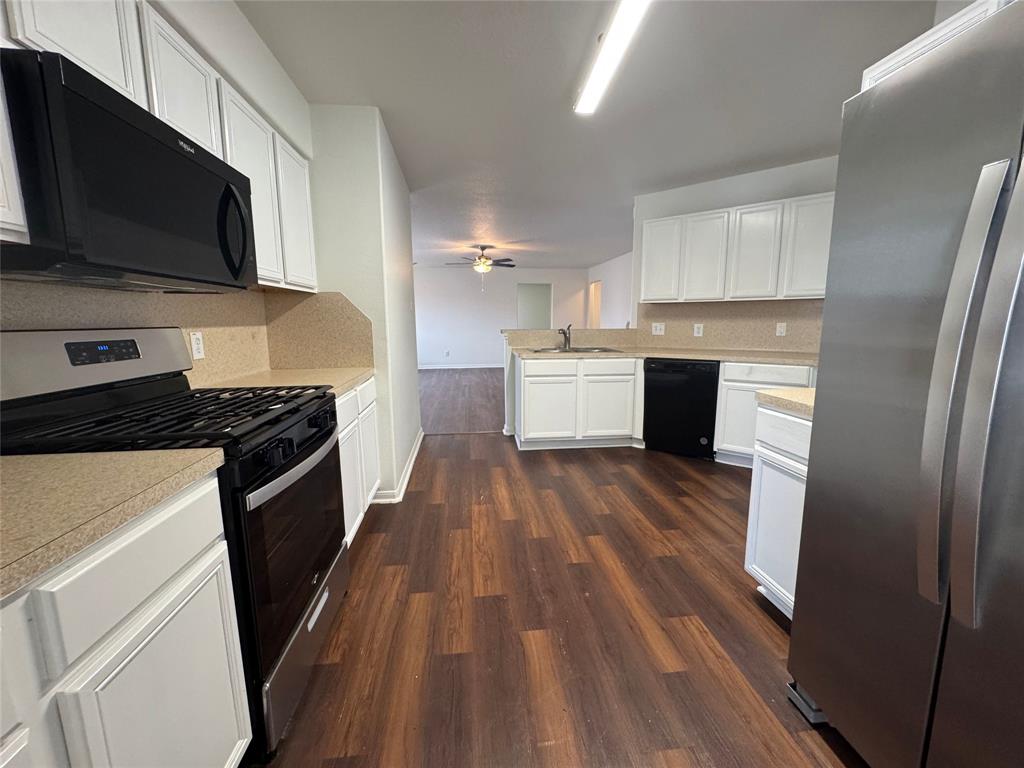 20906 Foxwood Glen Lane, Humble, Texas image 4