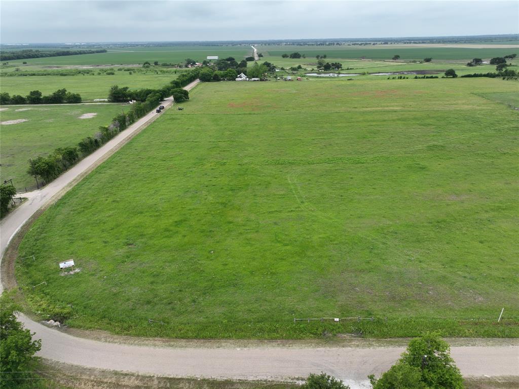 Tract 7 Janke Loop, Elm Mott, Texas image 3