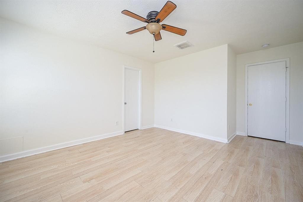530 Silky Leaf Drive, Houston, Texas image 17
