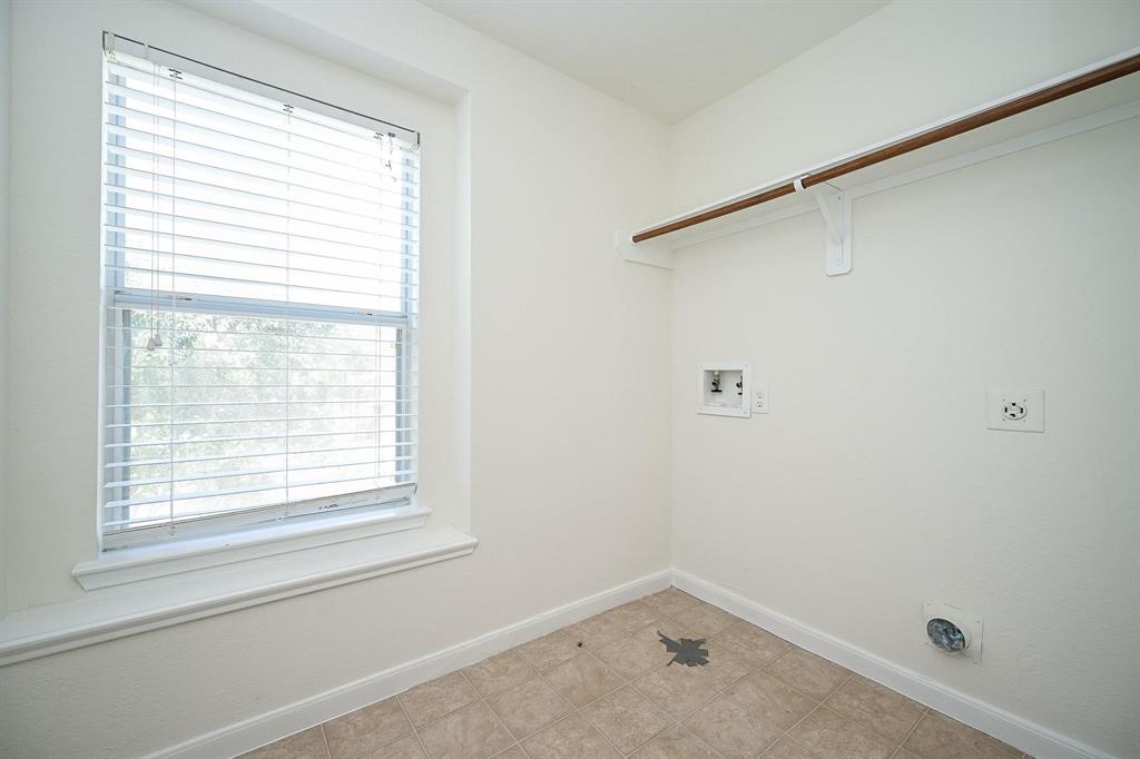530 Silky Leaf Drive, Houston, Texas image 20
