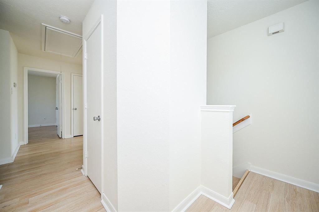 530 Silky Leaf Drive, Houston, Texas image 13