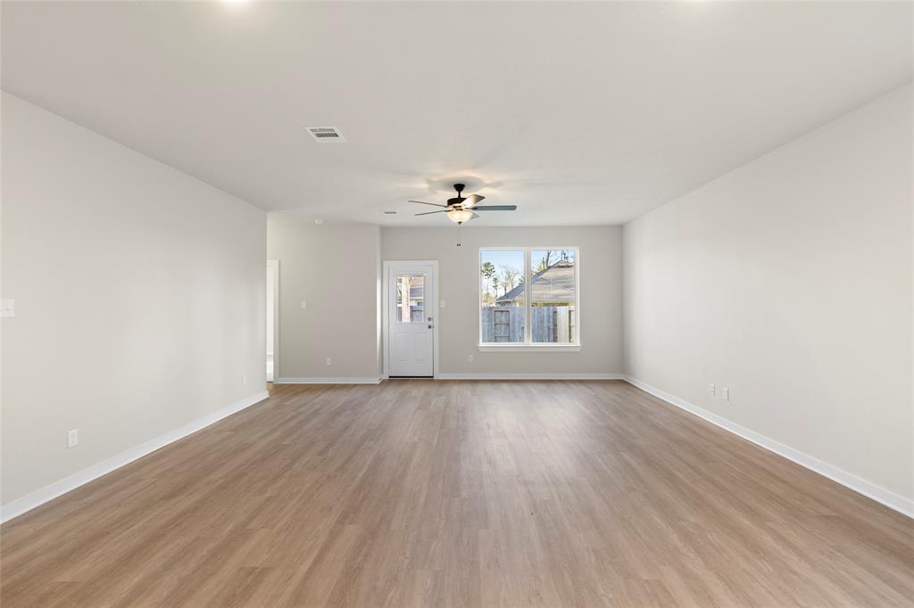2904 Palominos Way, Conroe, Texas image 14