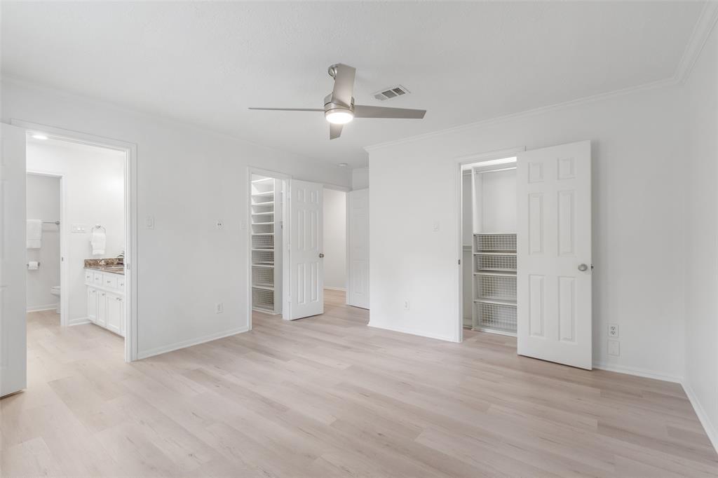 77 Crystal Lake Lane, The Woodlands, Texas image 19