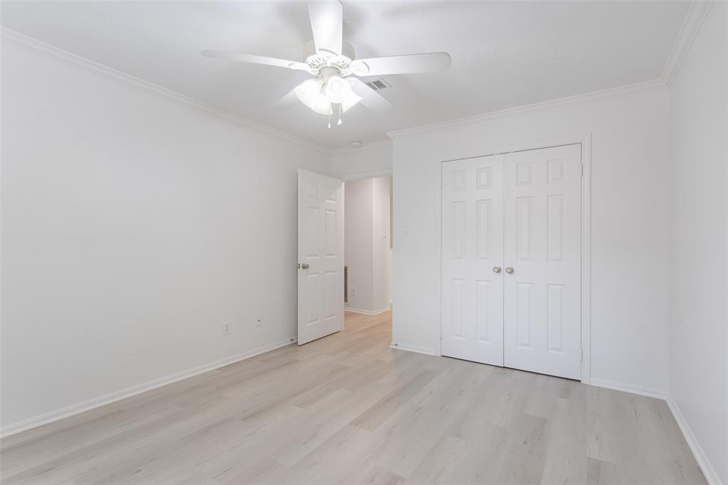 77 Crystal Lake Lane, The Woodlands, Texas image 32