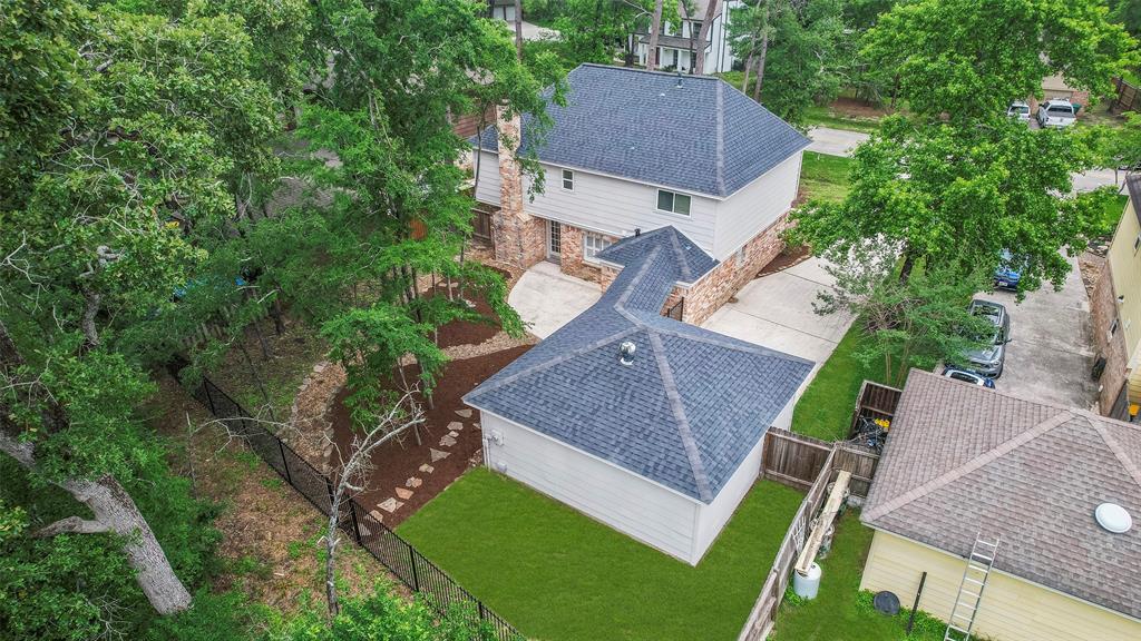 77 Crystal Lake Lane, The Woodlands, Texas image 45