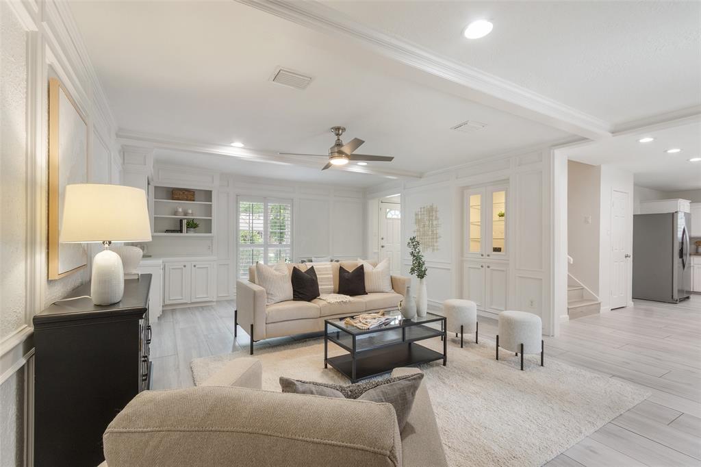 77 Crystal Lake Lane, The Woodlands, Texas image 10