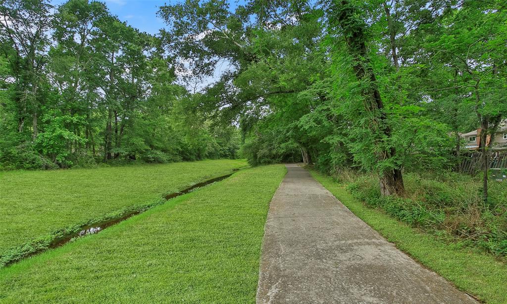 77 Crystal Lake Lane, The Woodlands, Texas image 42