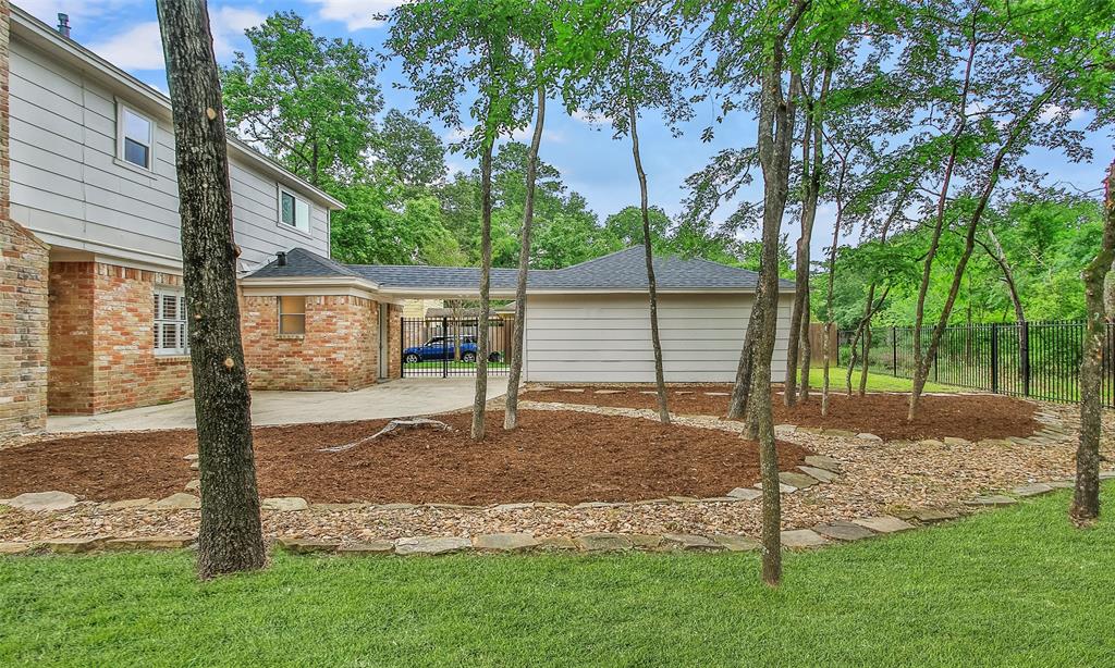 77 Crystal Lake Lane, The Woodlands, Texas image 39