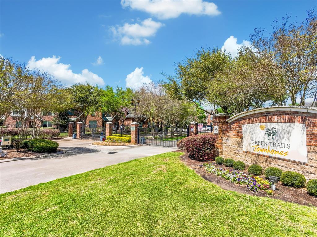 242 Whispering Ridge Terrace, Houston, Texas image 21