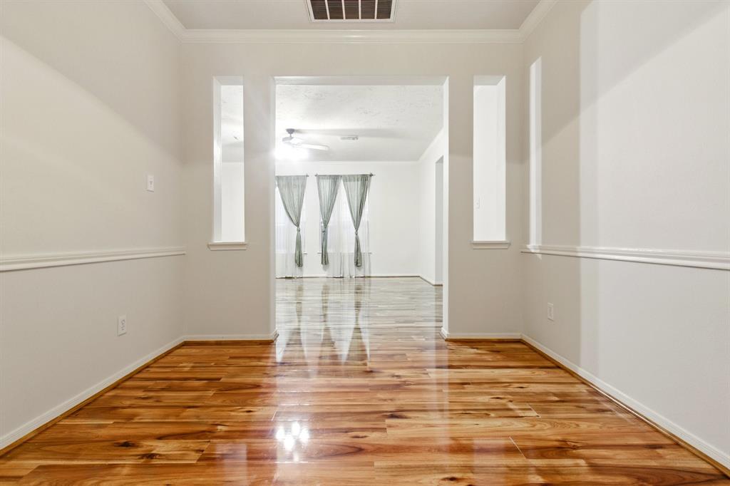 5930 Hollister Cole, Houston, Texas image 4