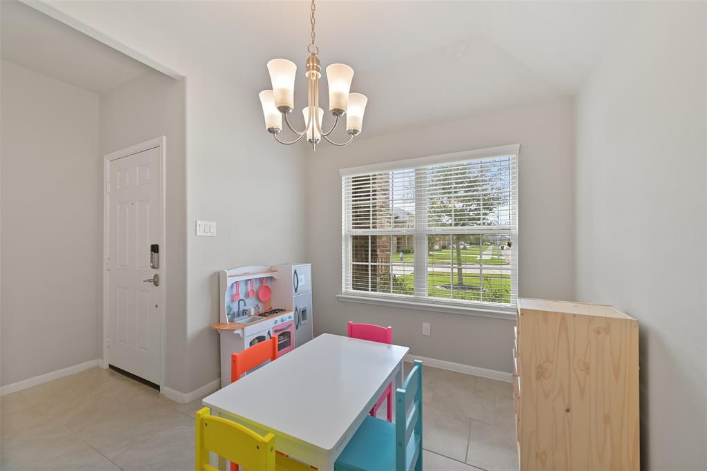 327 Ashley Falls Lane, Rosharon, Texas image 2