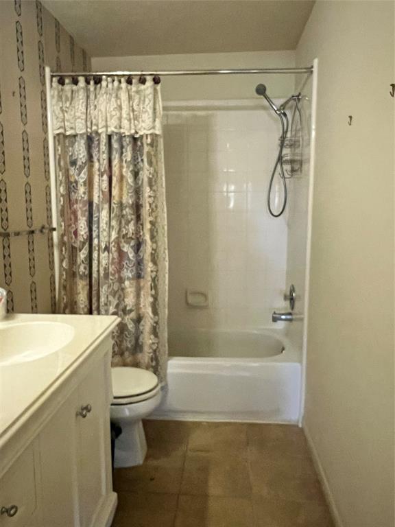 5117 Carefree Drive, League City, Texas image 4