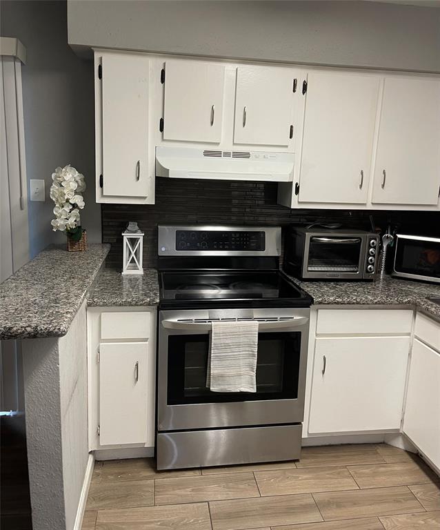 5625 Antoine Drive #1703, Houston, Texas image 2