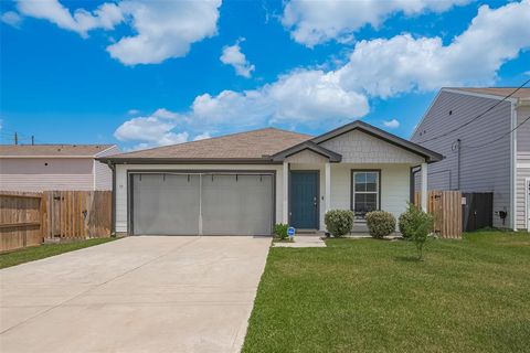 39 Road 5102 D Cleveland TX 77327