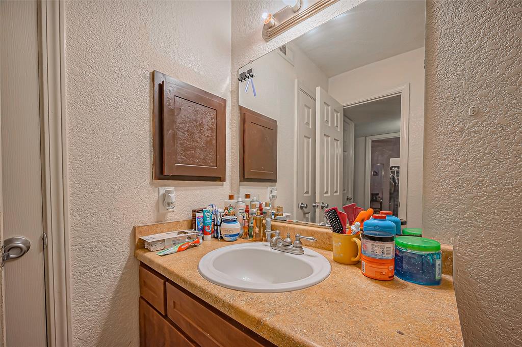 8100 Creekbend Drive #143, Houston, Texas image 14