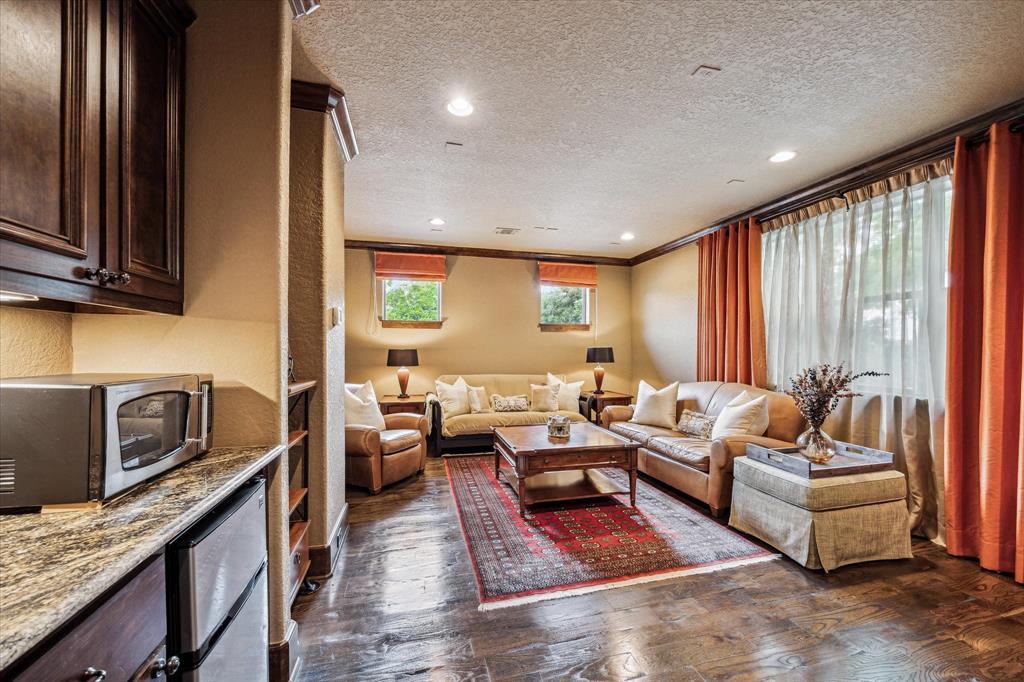 3751 Aberdeen Way, Houston, Texas image 31