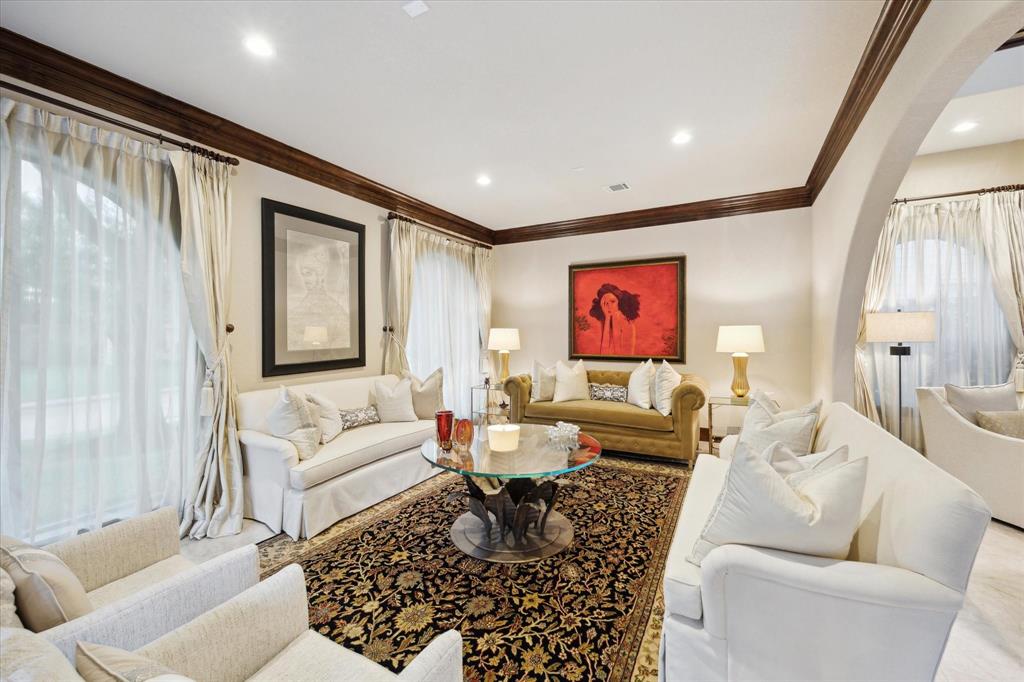 3751 Aberdeen Way, Houston, Texas image 3