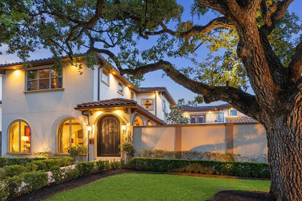 3751 Aberdeen Way, Houston, Texas image 1
